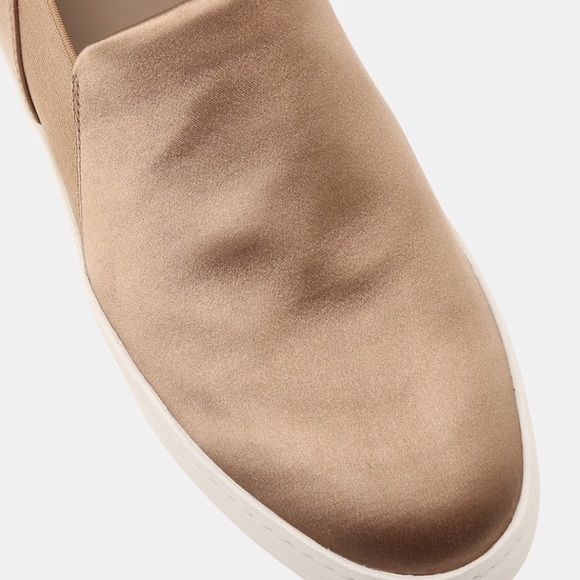 SOLD Vince Warren Sneaker Fawn Satin 9.5 - Picture 4 of 4